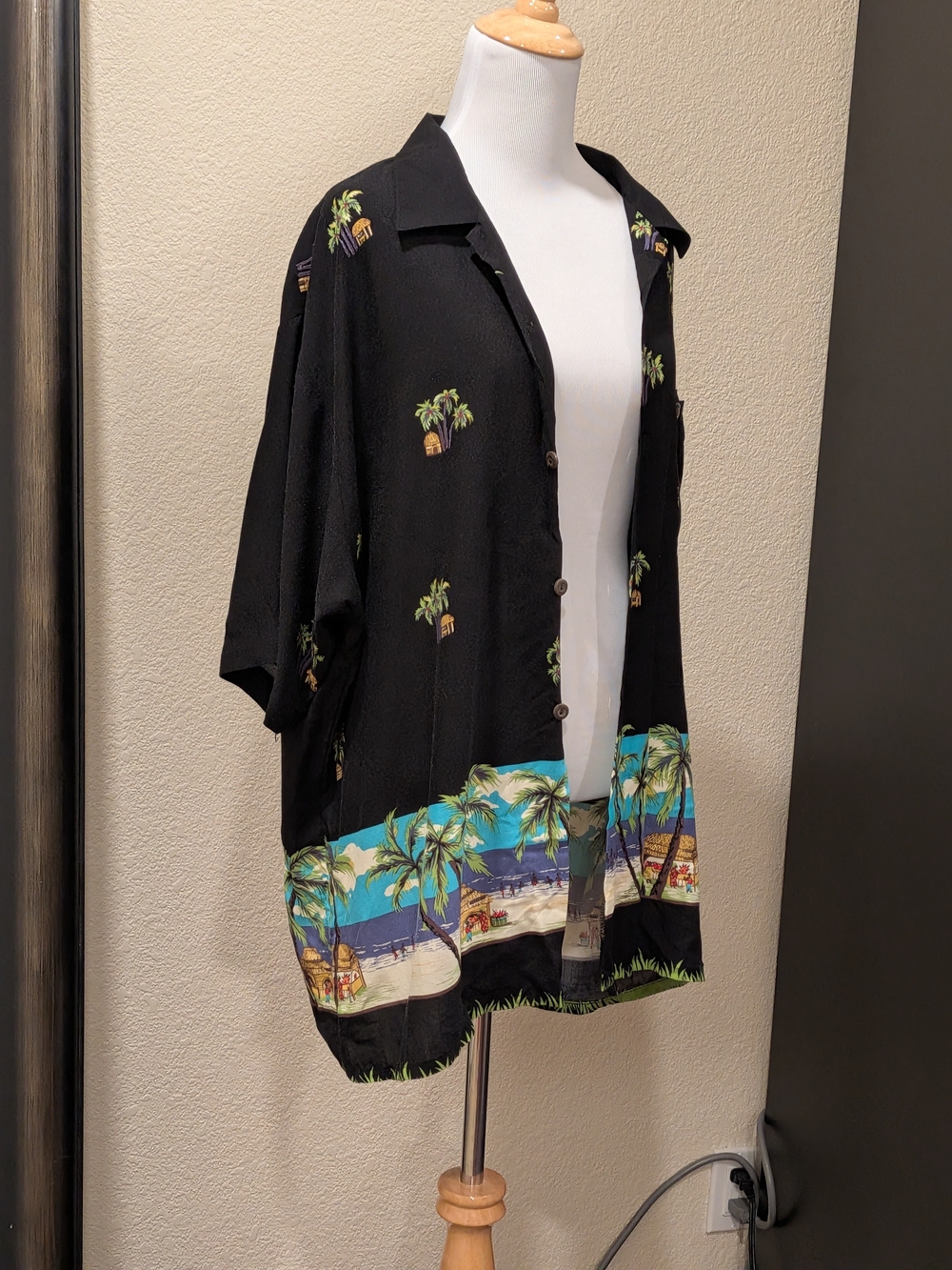 Pineapple Connections Hawaiian Shirt Black Tropical Size L